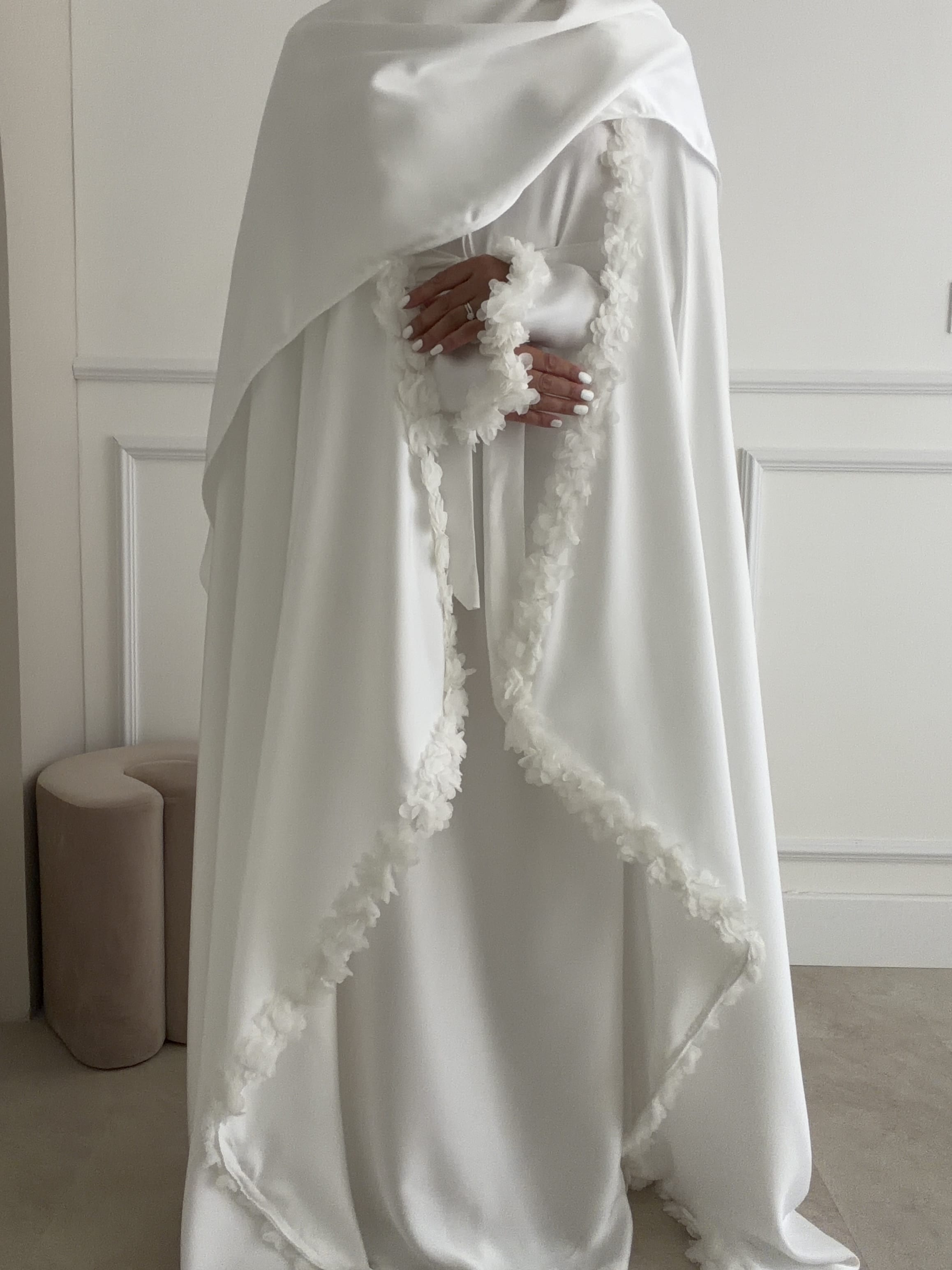 Abaya Cape Florale Blanche – Image 4